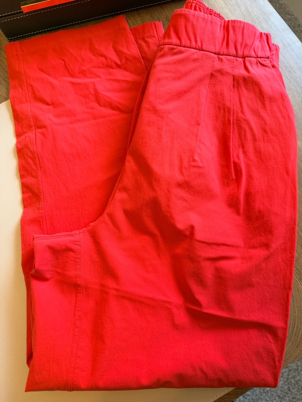 lululemon athletica Vibrant Red Elastic Waist Pants - ankle length 25 inseam